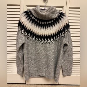 Gray Turtleneck Sweater with Black and White Pattern